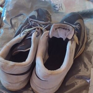 Nike Hargrove Black and White Sneakers 9.5